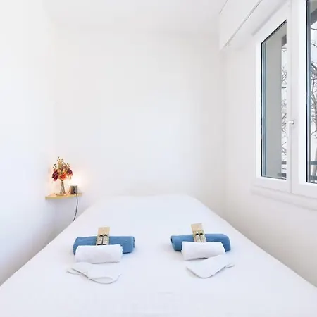 Le Calmette By Apirent #central #lumineux #calme #wifi