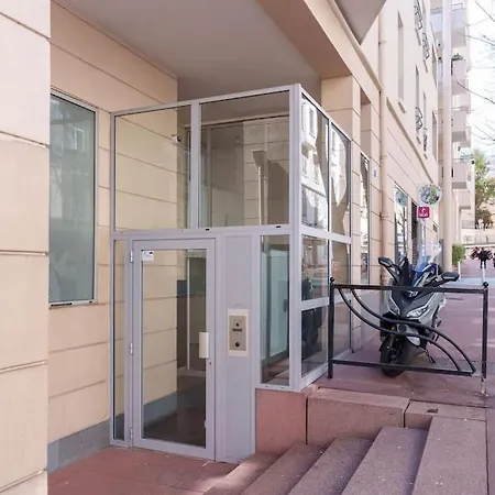 Le Calmette By Apirent #central #lumineux #calme #wifi Apartment